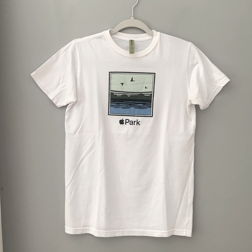Apple Park Tshirt White Size S Mens